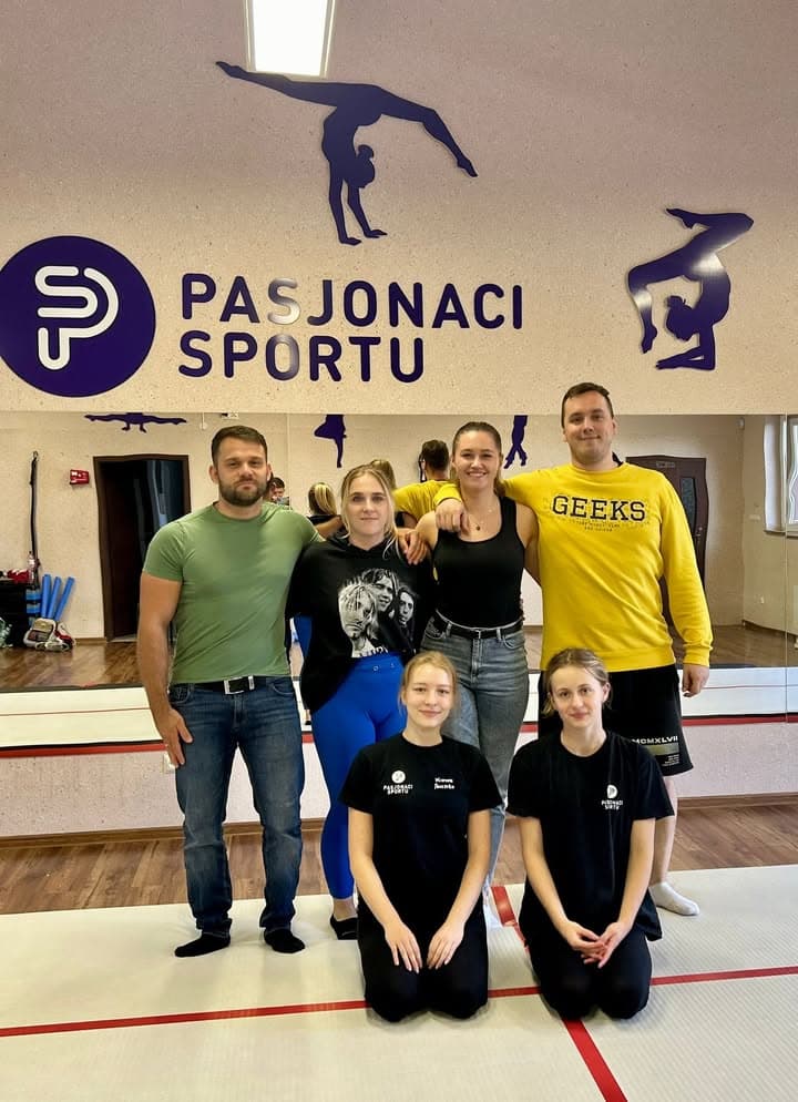 🏋️‍♀️ **Wewnętrzne szkolenie z Akrobatyki Sportowej za nami!** 🤸‍♂️ Nasz zespó