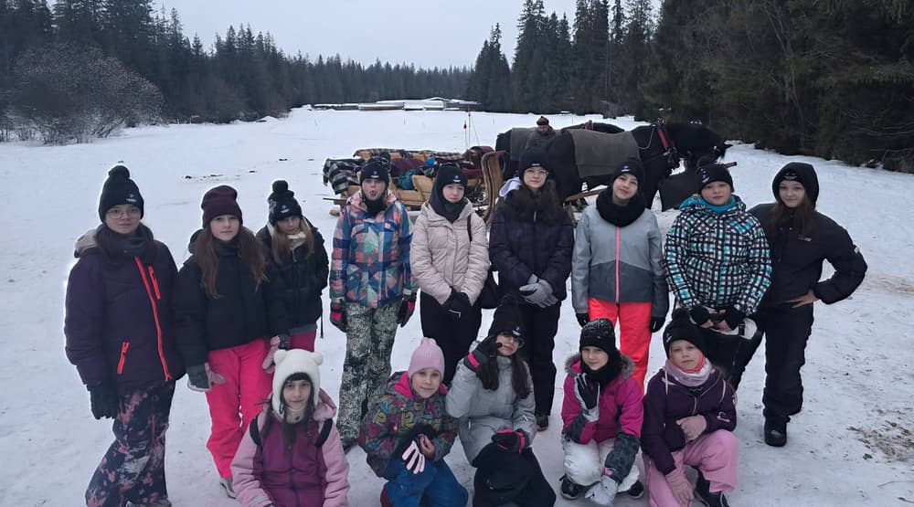 ✅ Dzień 5 i 6 Kolejne dwa dni naszego Zimowego Obozu Akrobatyki Sportowej w Murz