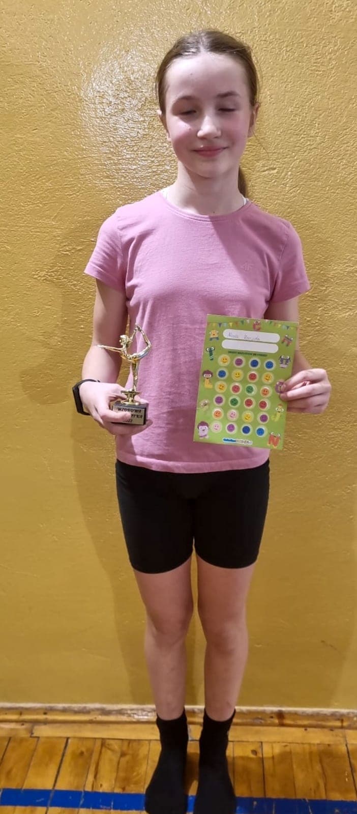 Rozdaliśmy kolejne pamiątkowe👇 Medale 🎖️ Statuetki 🤸‍♀️🏆 Kubki🤸‍♀️🤸🤸‍♂️ ♥